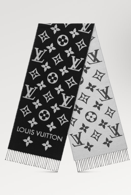 louis vuitton  Essential Scarf