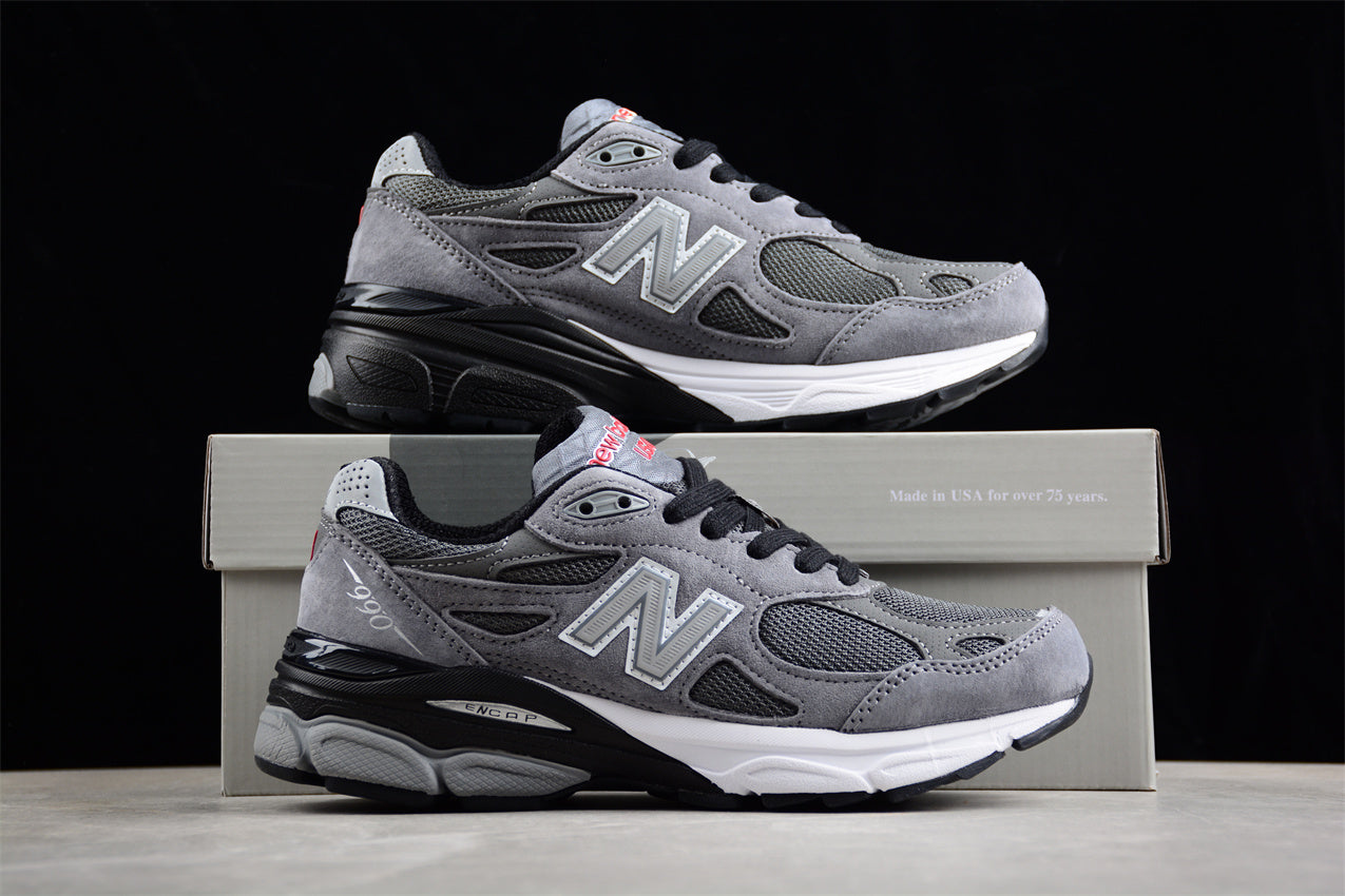 New Balance 990 V3